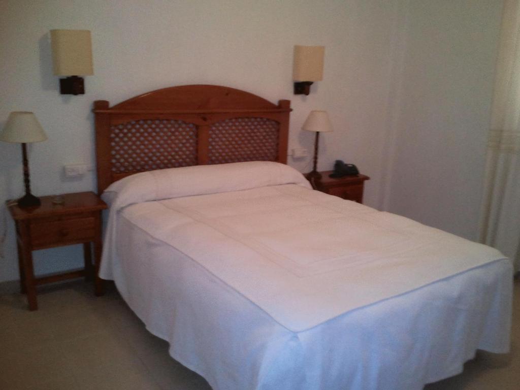 Hotel Castillo De Montemayor חדר תמונה